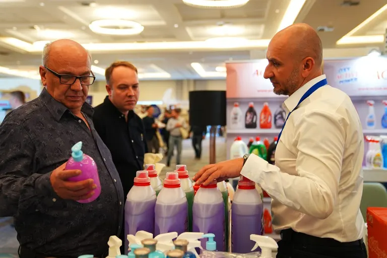 Photo from a previous ReadyStockFair edition, no. — Stands and talks 41