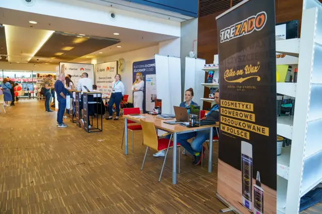 Photo from a previous ReadyStockFair edition, no. — Photo from a previous ReadyStockFair edition, no. 206