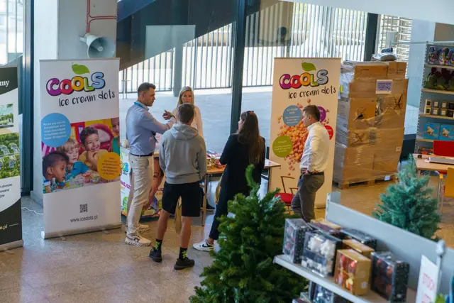 Photo from a previous ReadyStockFair edition, no. — Photo from a previous ReadyStockFair edition, no. 231