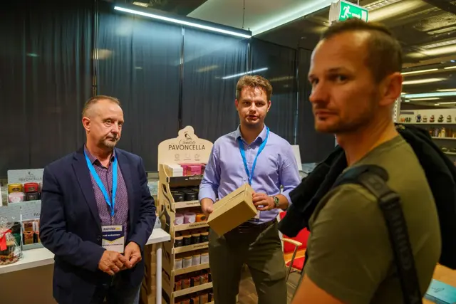 Photo from a previous ReadyStockFair edition, no. — Photo from a previous ReadyStockFair edition, no. 476