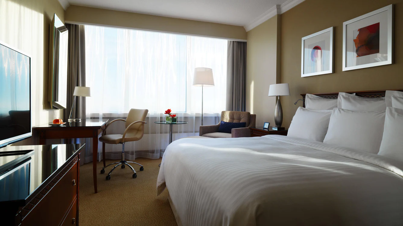 wawpl-guestroom-0102-hor-wide